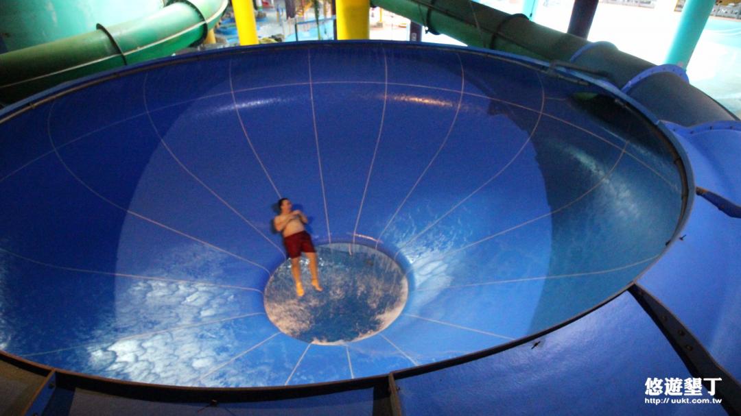 幽浮、旋風滑水道