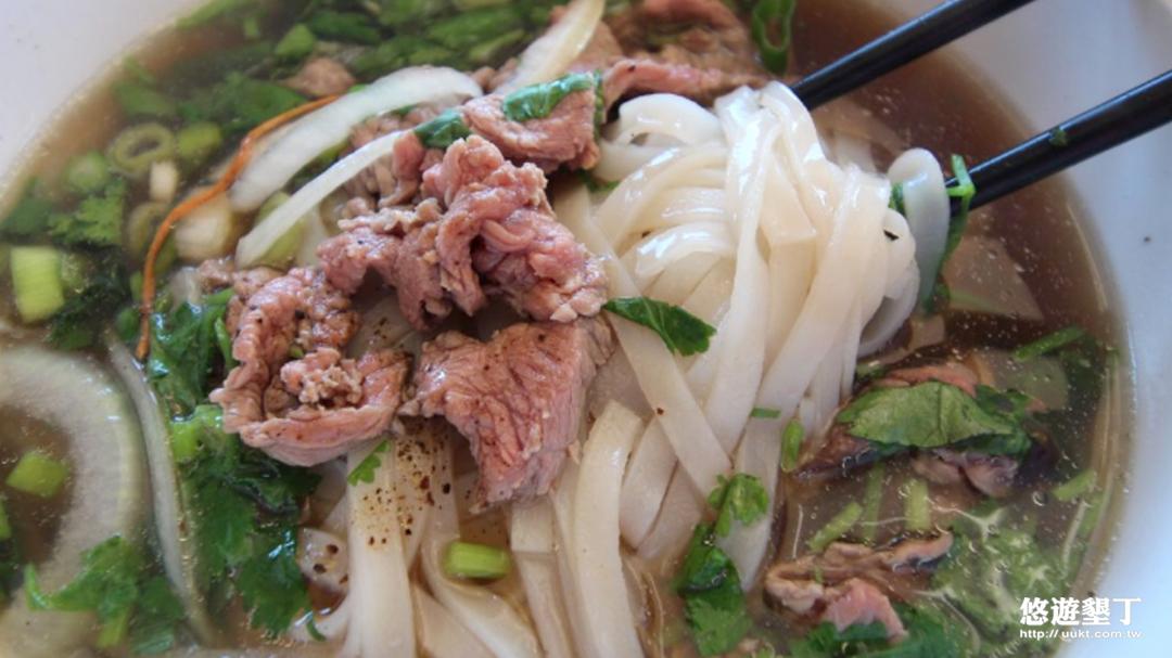 牛肉河粉