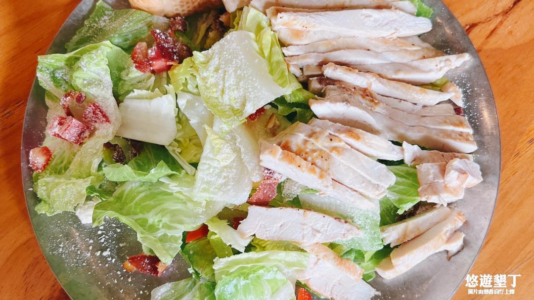 凱撒沙拉加雞肉