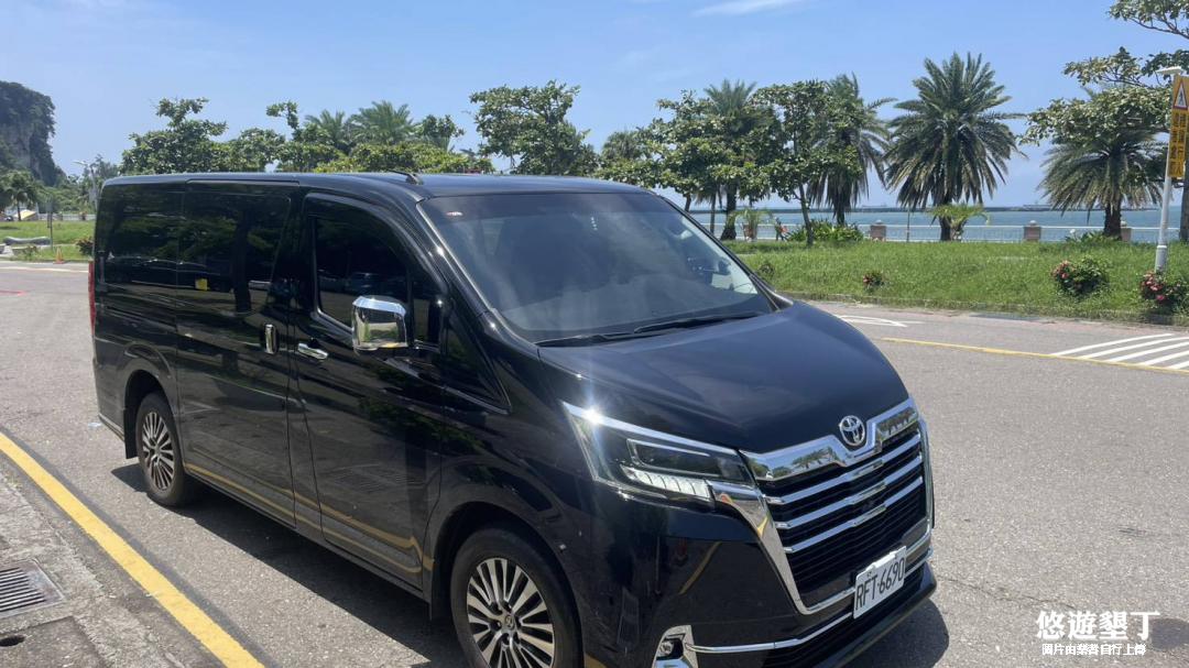 TOYOTA GRANVIA 八人座