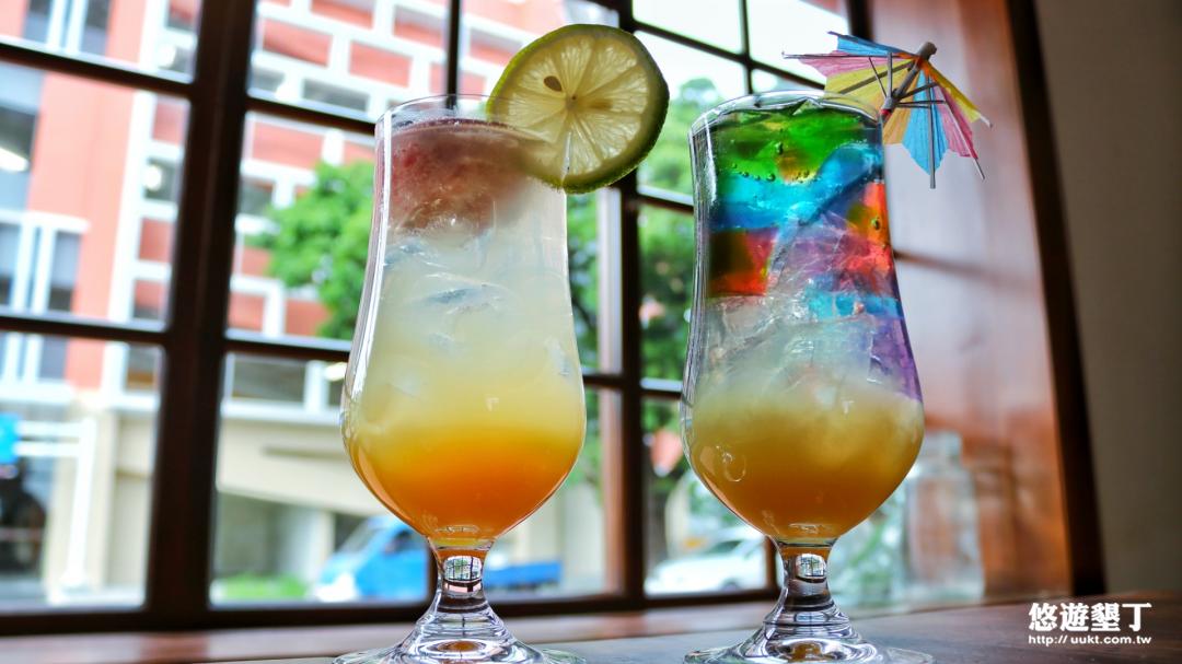 看到心情會好的彩虹氣泡飲、莓果雪酪氣泡飲