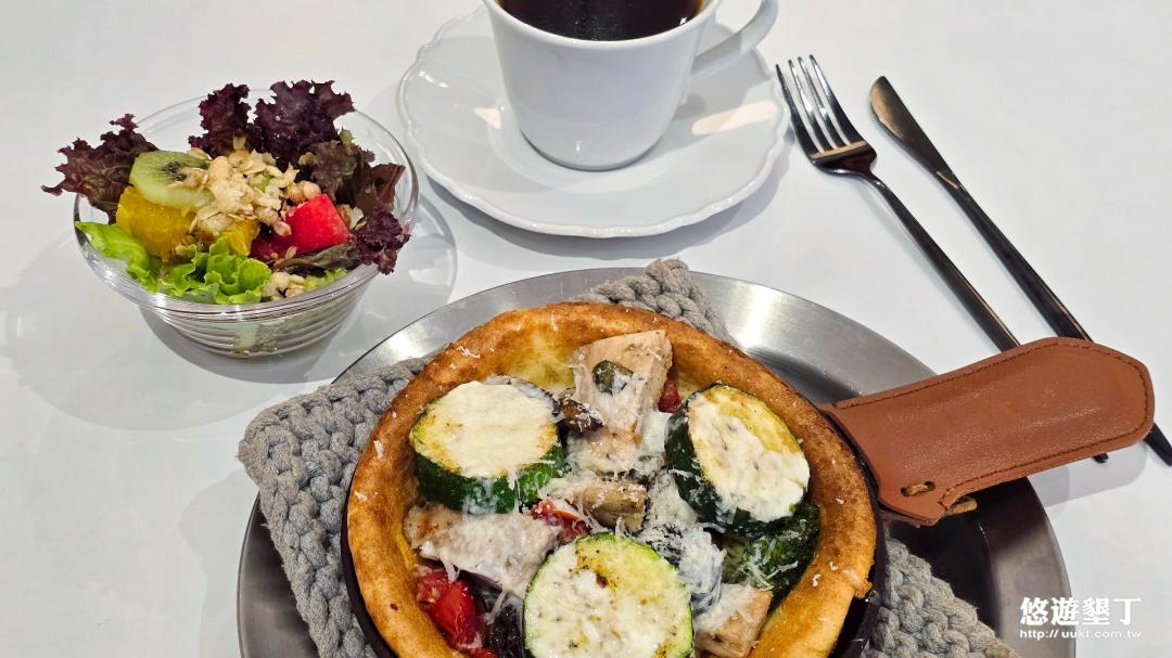 雞胸肉與櫛瓜佐蒜味優格鬆餅(套餐)