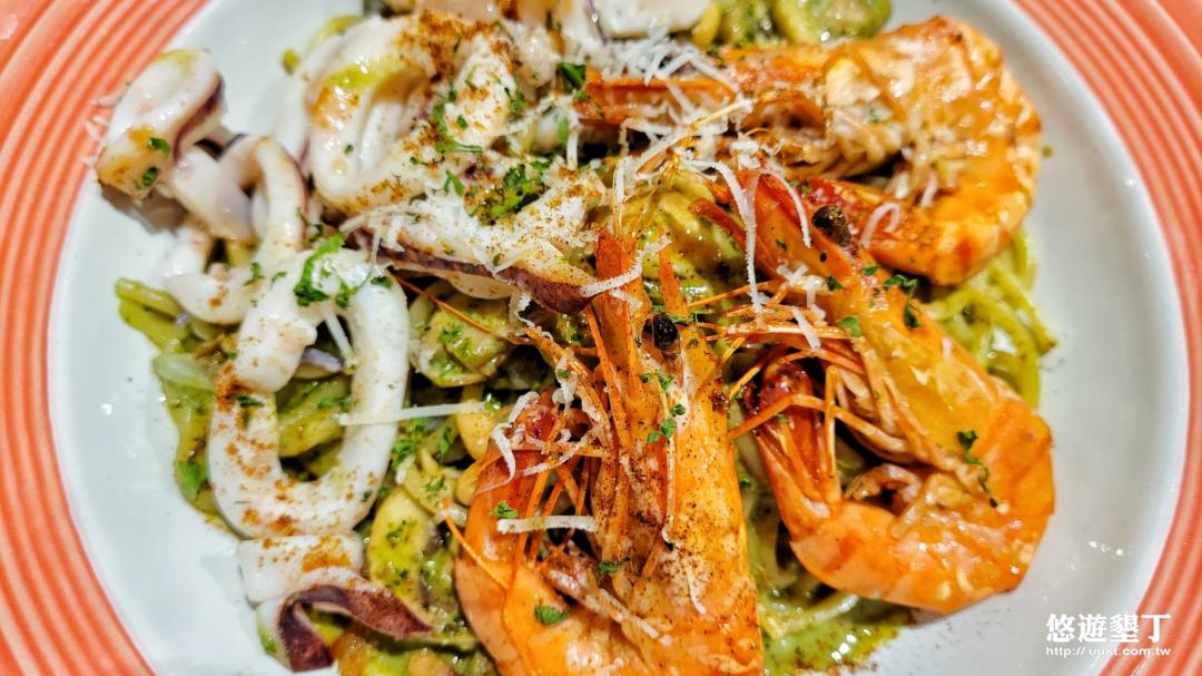 青醬海鮮義大利麵