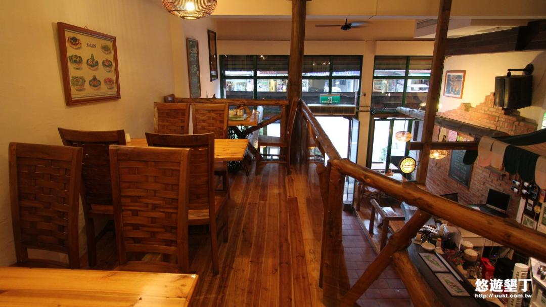 餐廳座位
