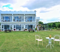 海灣山丘海景民宿