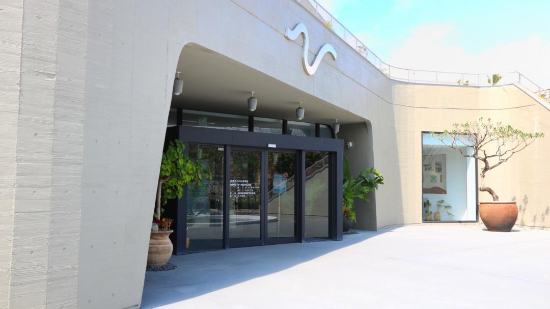 恆春文化中心民謠館出入大門