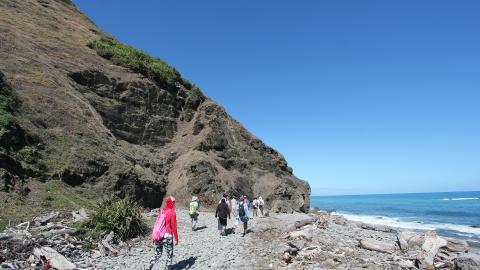 阿塱壹古道 墾丁旅遊景點介紹 需申請 防曬 入場收費